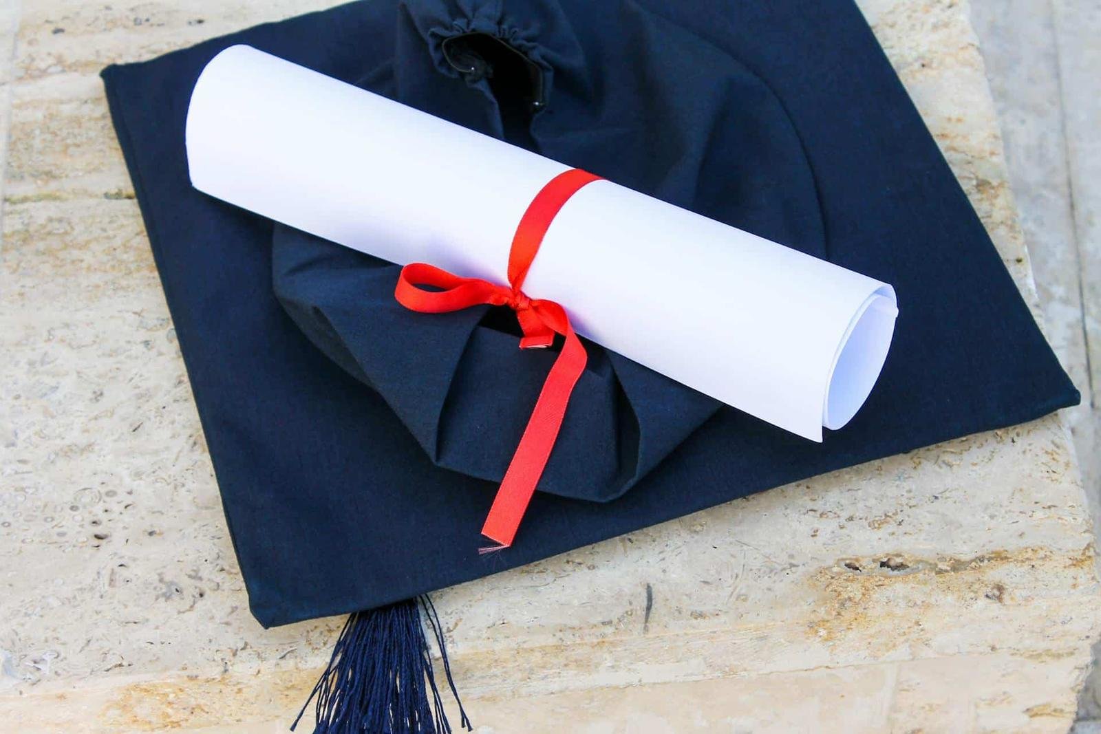 la formation en ligne, soft skills, reconversion professionnelle, e‑learning, formation en ligne, blended learning, présentiel, cours en ligne, tutorat en ligne, apprentissage à distance, catalogue de formations, témoignage apprenant, infographie CPF, infographie comparatif, webinar, bootcamp, MOOC, application mobile, interface LMS, forum apprenants, calendrier de sessions, certificat RNCP, tutorat expert,